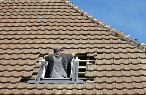 Pose de velux - Pierre-la-Treiche
